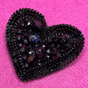 La Broche Audacieuse Noire