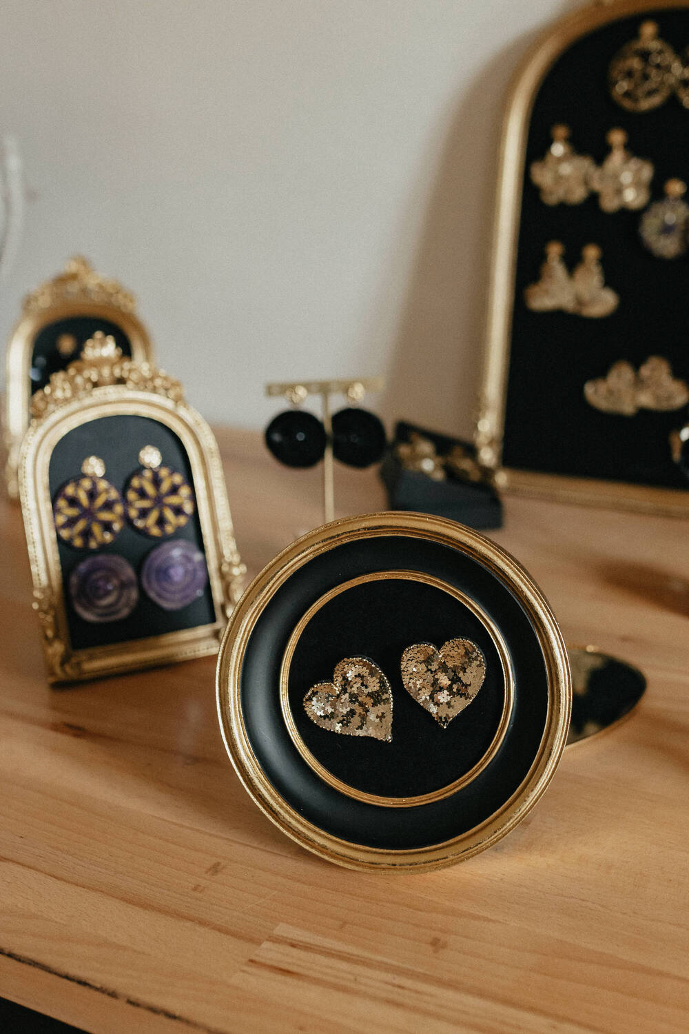 L&rsquo;arbre de coeur bijoux brodés